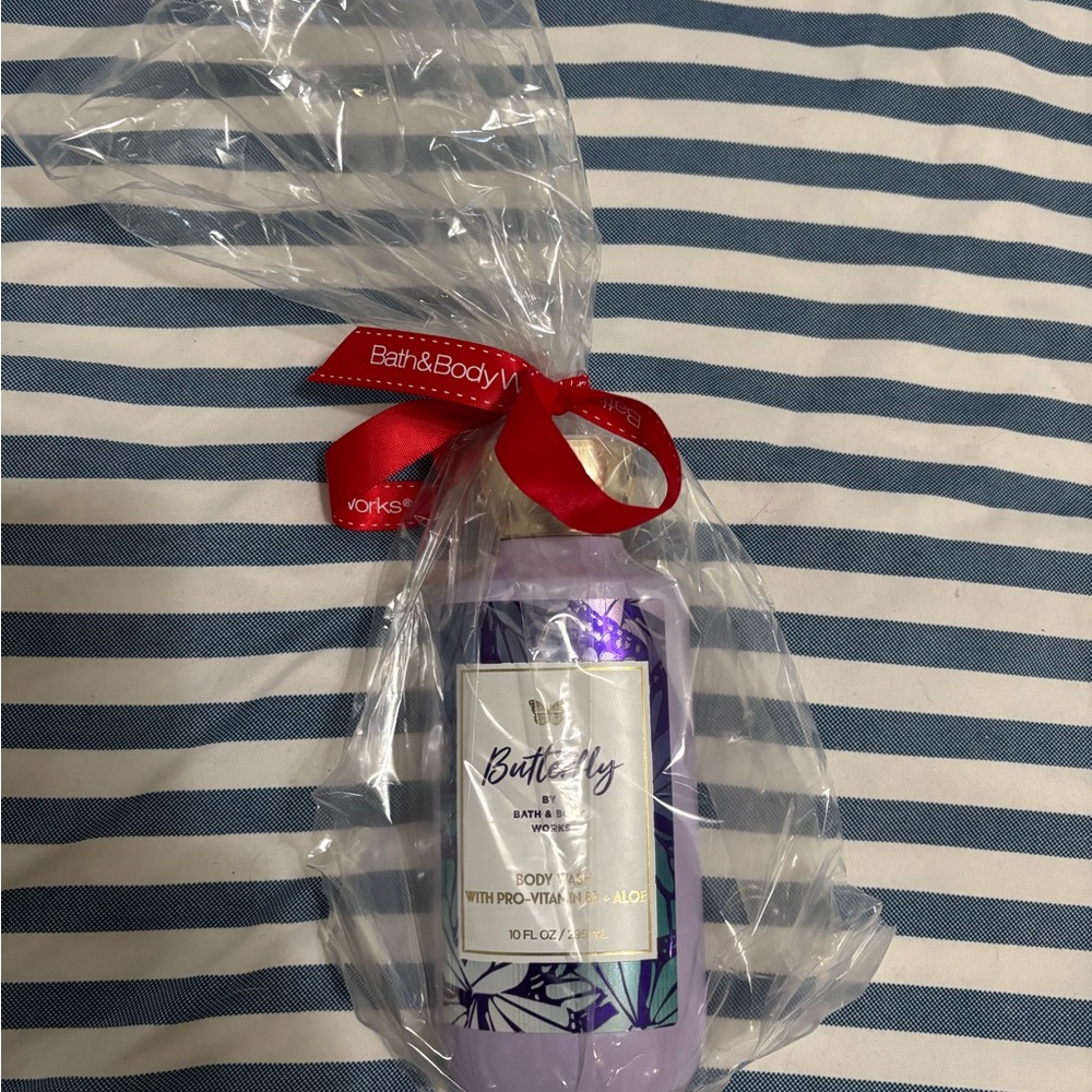 Bath & Body Works Butterfly Body wash - Purple